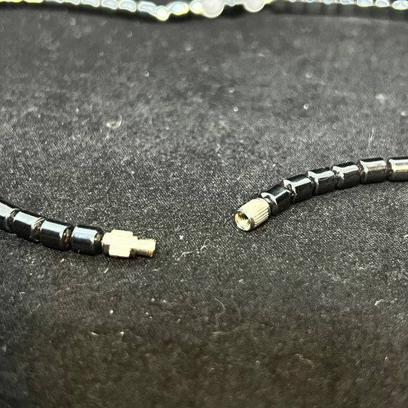 Vintage White Cats Eye And Hematite Graduating V Shaped Bib Necklace 18" (3739) - Picture 6 of 6